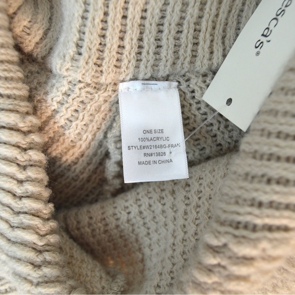 Francesca’s Light Cream Fringe Cowl Neck‎ Shawl Poncho Cape OSFM NEW - Picture 4 of 6